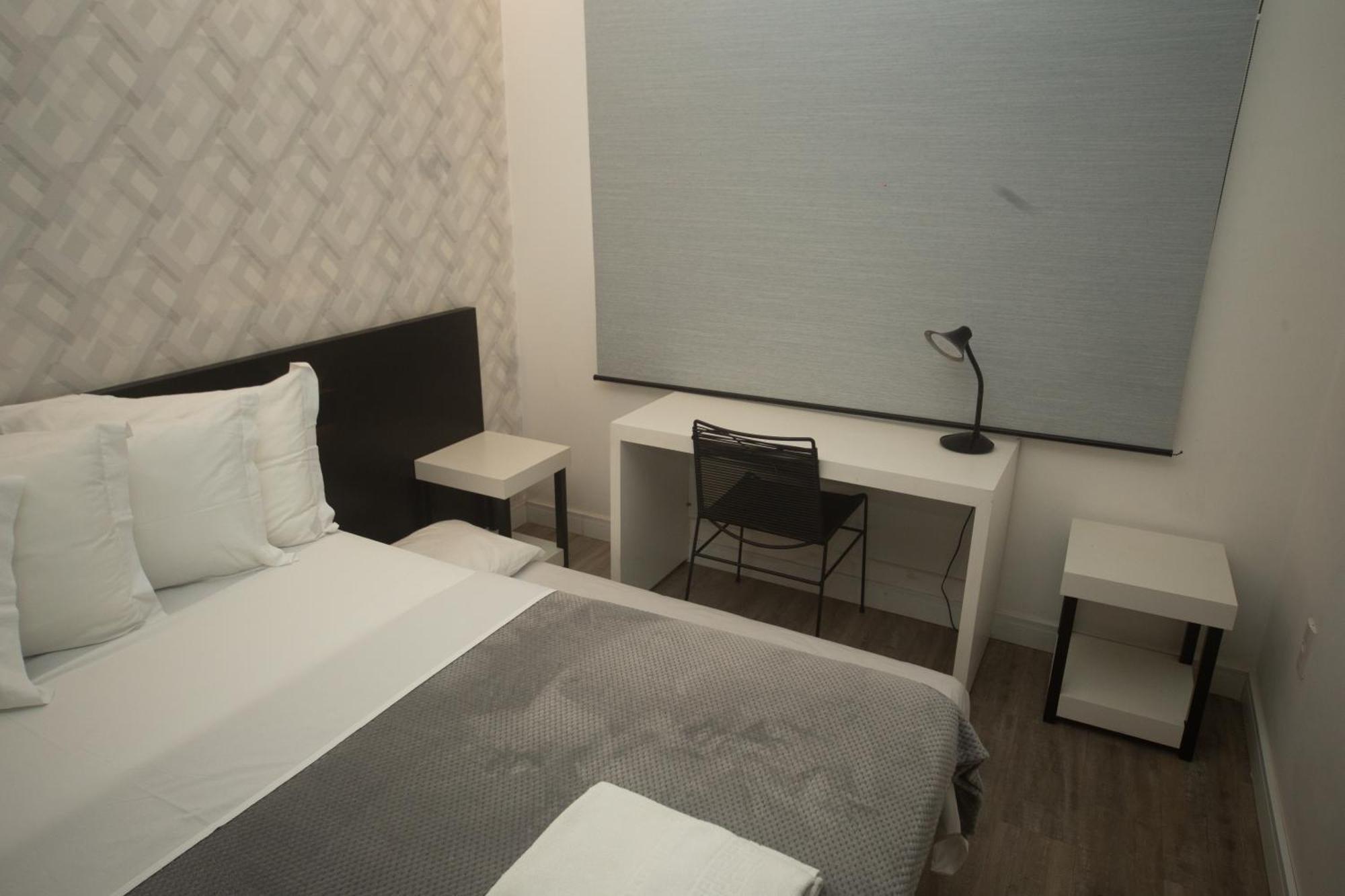 Hotel Cidade Araxa Bagian luar foto