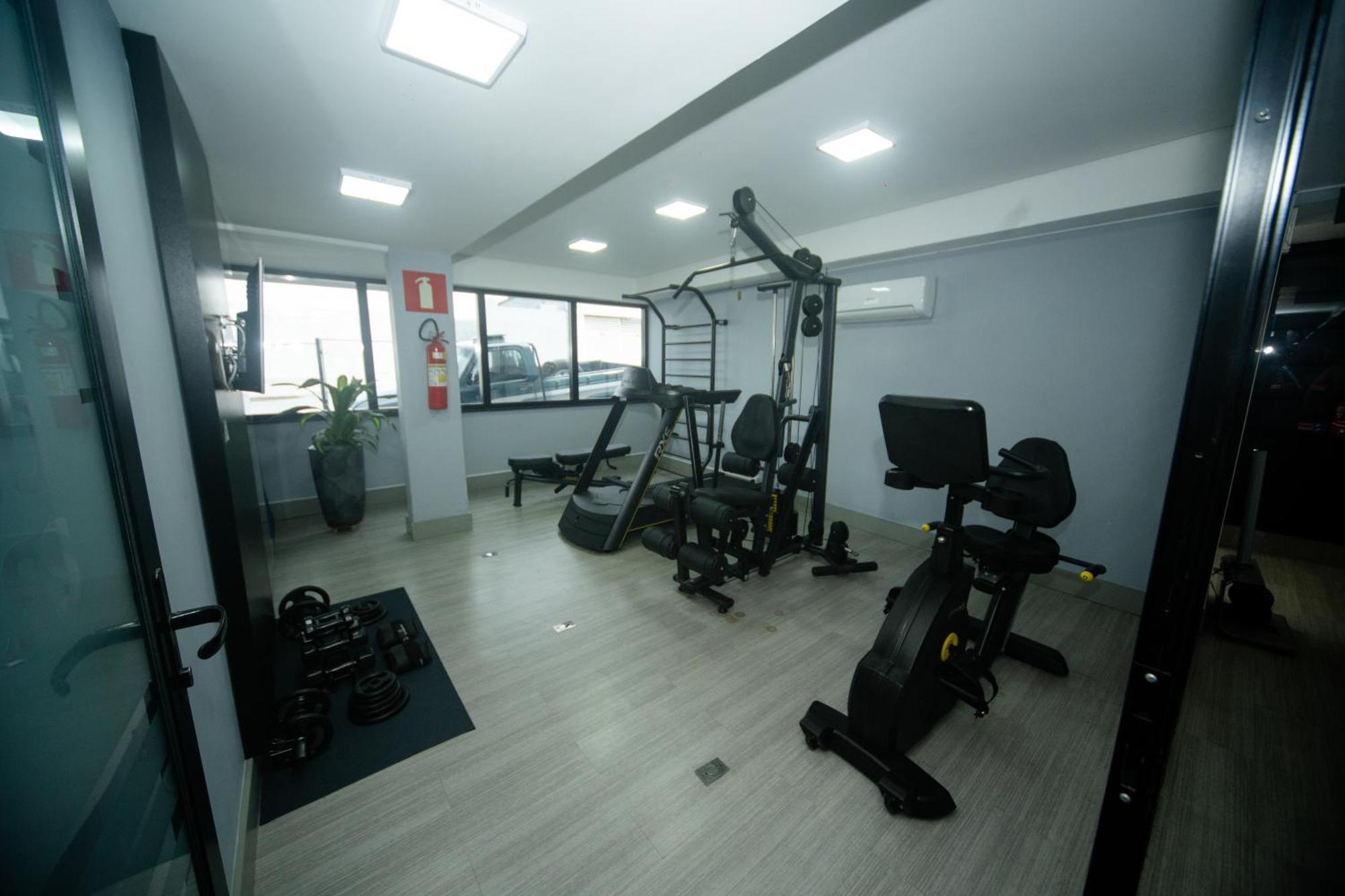 Hotel Cidade Araxa Bagian luar foto